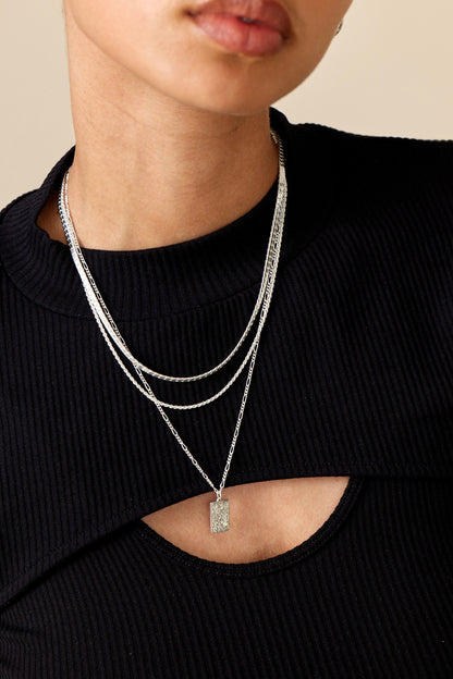 Nena Necklace