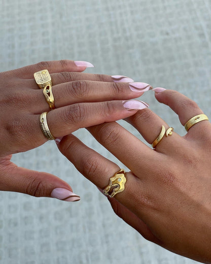 Evita Ring