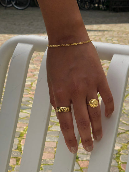 Vida Bracelet